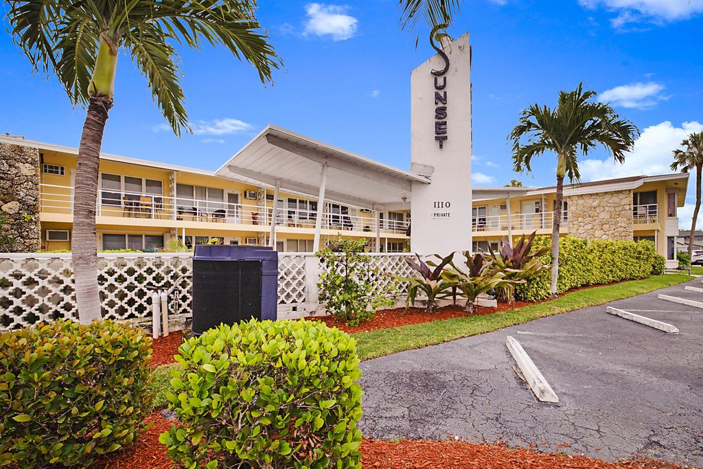1110 N Riverside Drive #12B, Pompano Beach