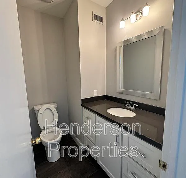 501 Fenton Pl #K — Photo 16