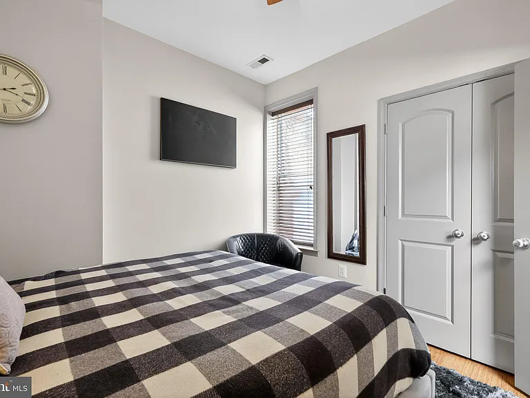 928 Ingraham St NW — Photo 21