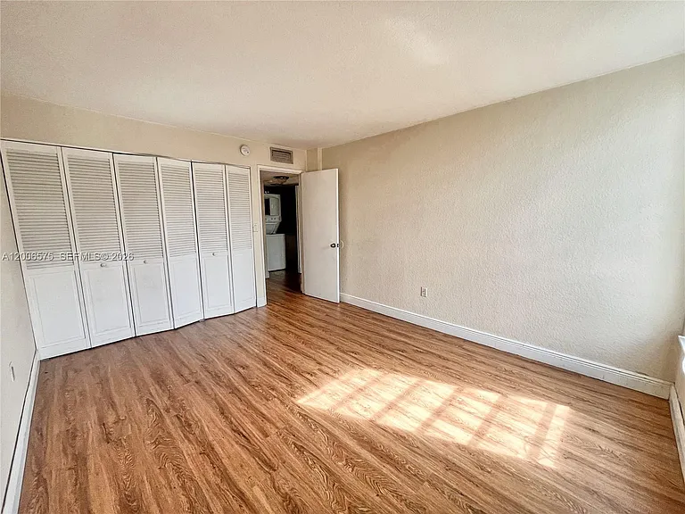 8870 Fontainebleau Blvd #409 — Photo 26