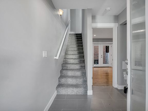 3rd image of 9220 35th Ave SW Unit A