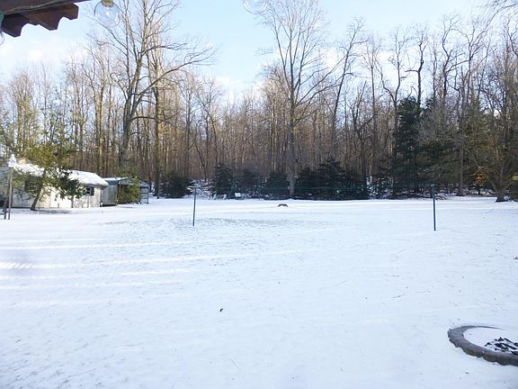 5th image of 36 Dogwood Dr