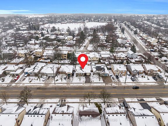 4th image of 411 Imperial Rd S