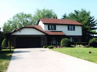 112 Hilltop Ln, Greencastle, IN 46135