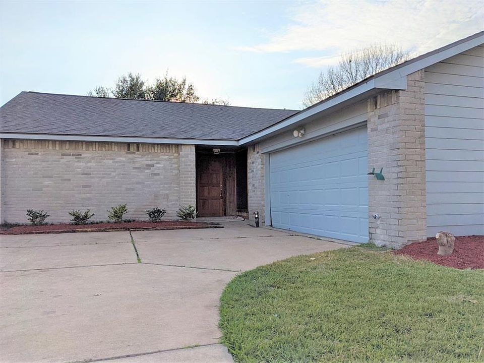 1st image of 7726 Loro Linda Dr