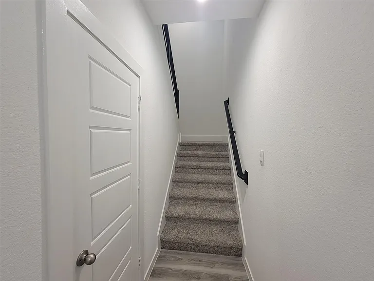 2934 Needham Garden Ln — Photo 8