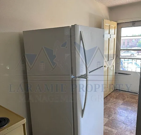 702 Downey St #2 — Photo 3
