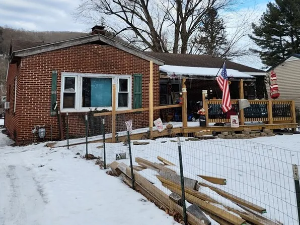 316 Arch Dr, Emporium, PA 15834