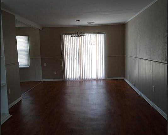 2nd image of 9279 Yorkridge Dr