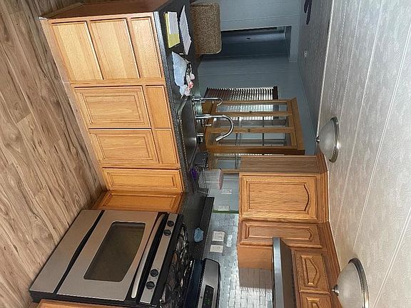 3rd image of 900 Golden Wheel Park Dr Space 15