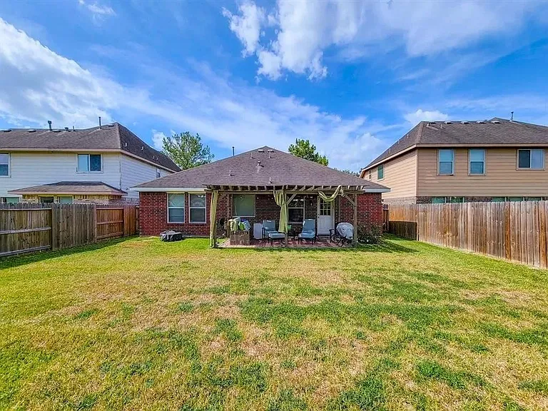 13210 Baron Hill Ln — Photo 26