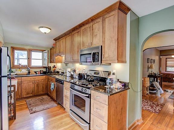 2nd image of 4871 N Navajo Ave