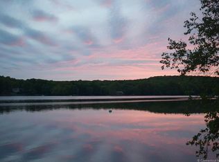 418 Lake Rd, Andover, CT 06232
