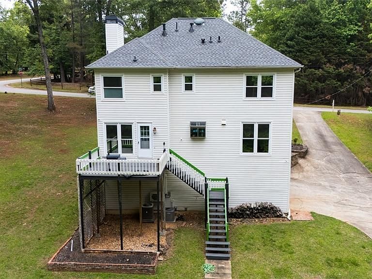 Listing photo 4