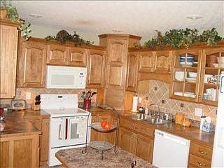 3rd image of 112 Calvin Ct