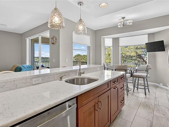 3rd image of 9350 Highland Woods BLVD #4401