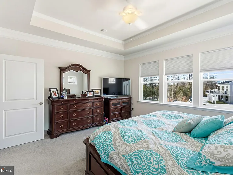 31314 Burke Ct — Photo 6