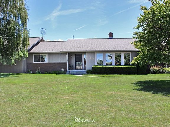4th image of 1254 SE 12th Street