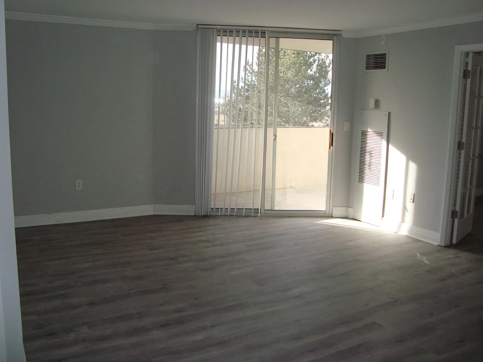 601 W 11th Ave — Photo 4