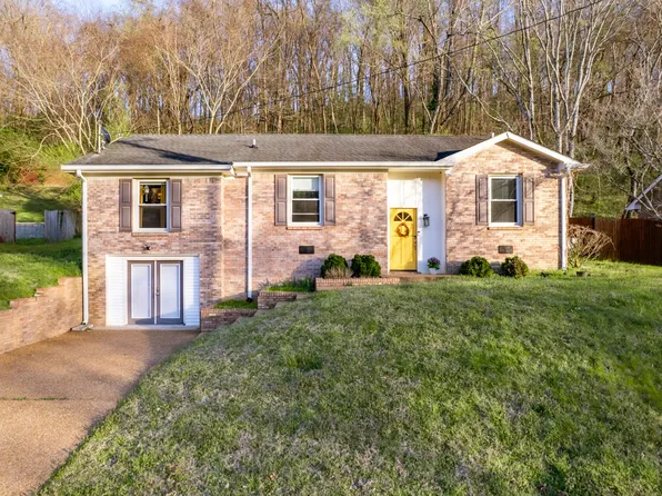 561 Holt Valley Rd, Nashville, TN 37221