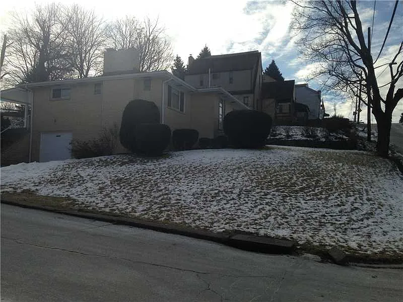 4803 Lougean Ave photo 1