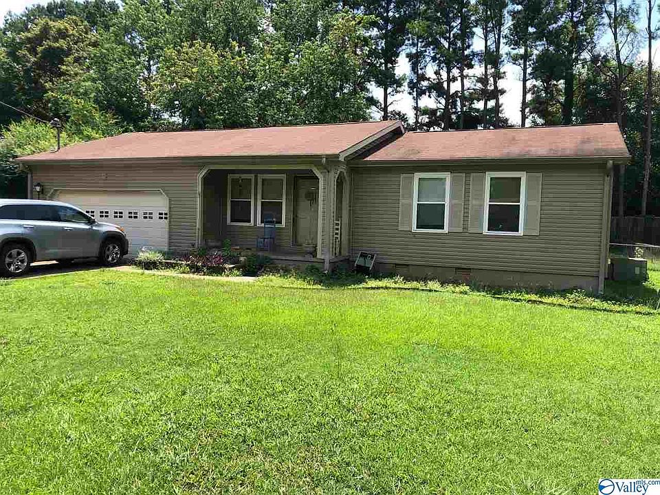 1st image of 2207 Cecille Dr SW