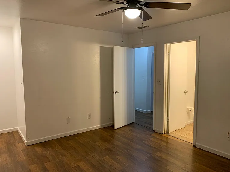 6120 SW 12th Pl — Photo 12