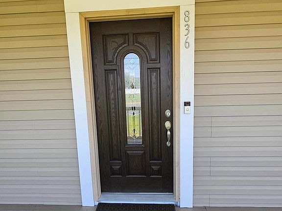5th image of 836 New Brooklyn Rd