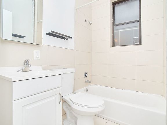 5th image of 537 Lenox Ave #10
