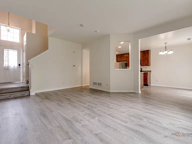 347 Devoe Dr — Photo 6