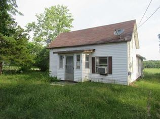 315 E Dallas St, Hermitage, MO 65668