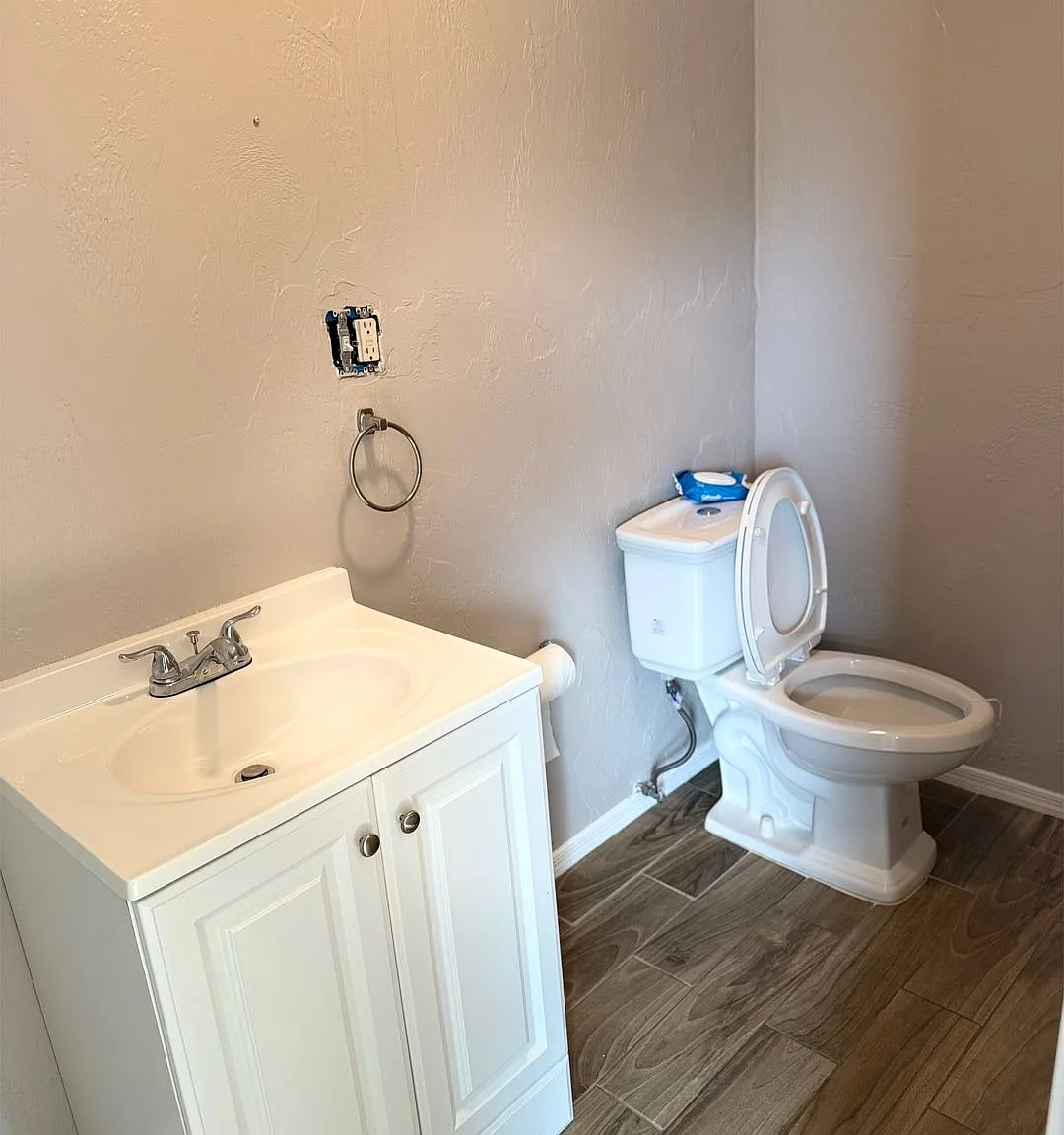 3 bed, 1200 sqft, $1,685 — Photo 3