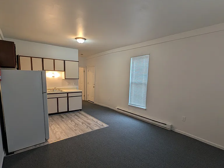 317 S Front St #3 — Photo 6