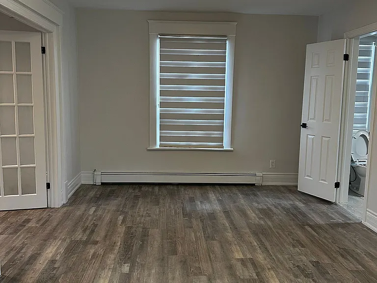 6251 Ker St E — Photo 3