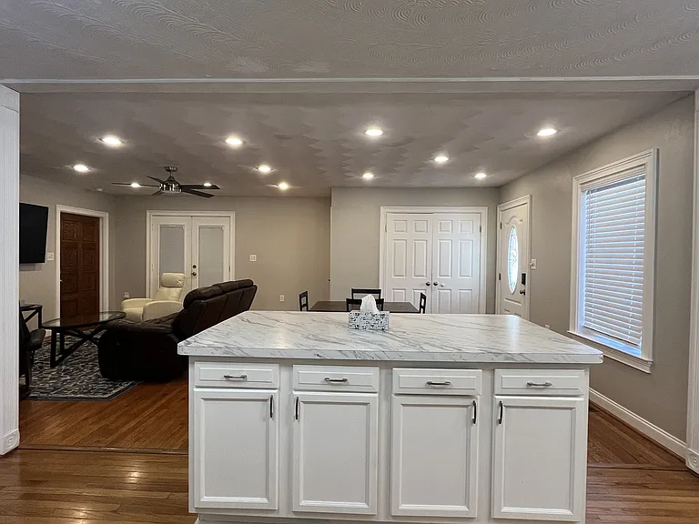 2627 McKann Ave #3 — Photo 6