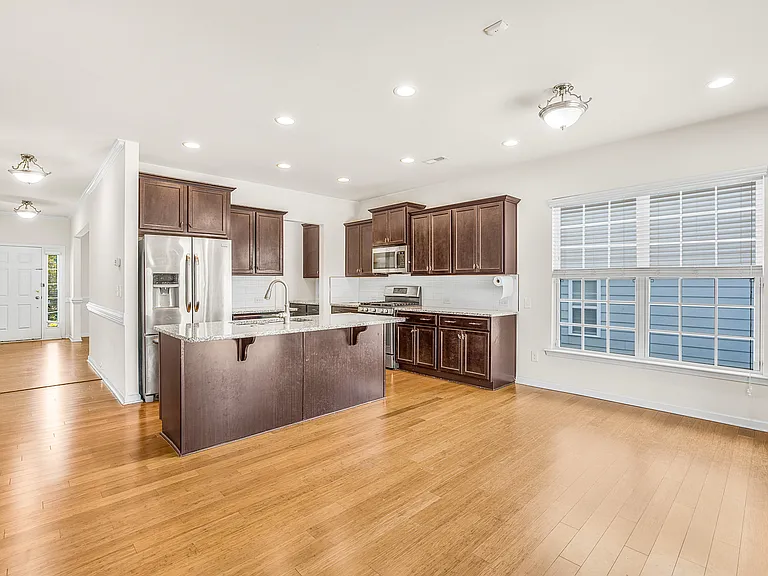 10697 Sky Chase Ave NW — Photo 11