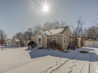 104 E 4th St, Sparta, IL 62286