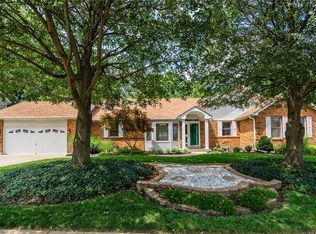 12535 Sunset Dr, Saint Louis, MO