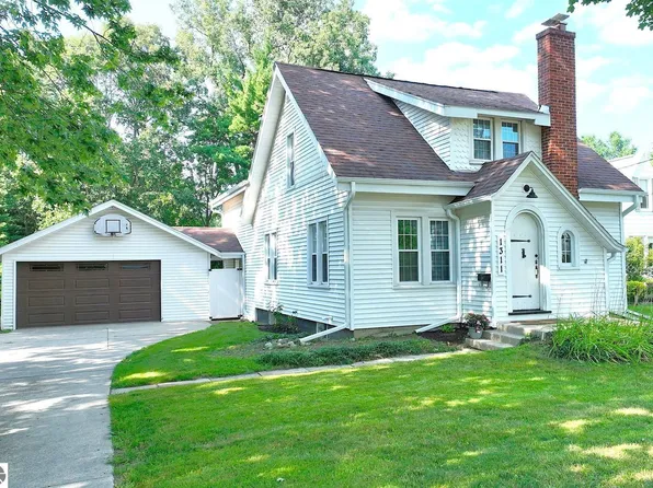 1311 E Broadway St, Mount Pleasant, MI 48858