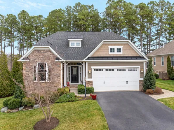 60 Forest Ct, Zion Crossroads, VA 22942