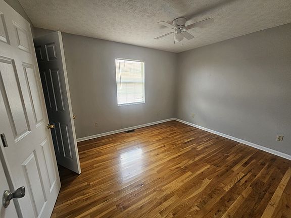 2nd image of 214 S Keeneland Dr APT B