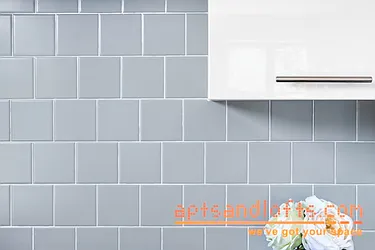 Rented by aptsandlofts.com