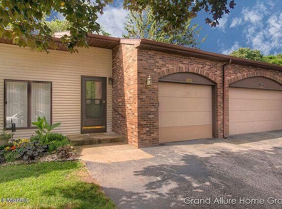 3rd image of 3256 Arrowhead Arms Ct SW #36