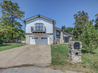 1306 S 214th Ave W, Sand Springs, OK 74063