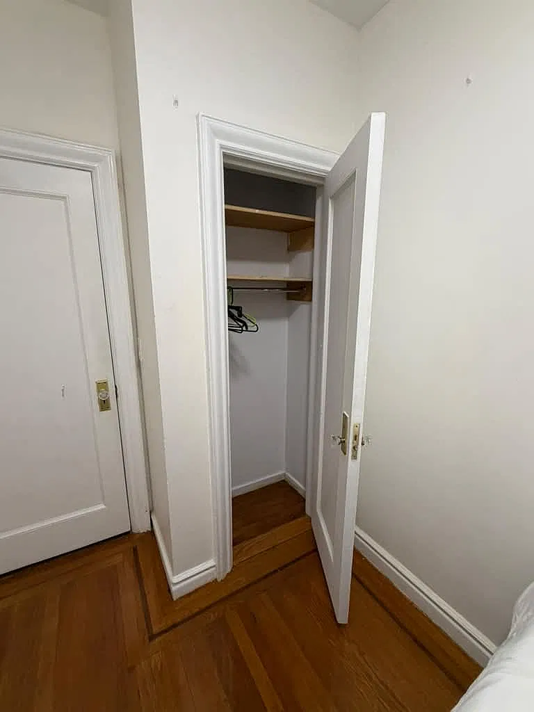 1 bed, 2510 sqft, $1,100 — Photo 2
