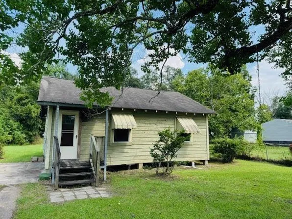 811 Flint St, Orange, TX 77630