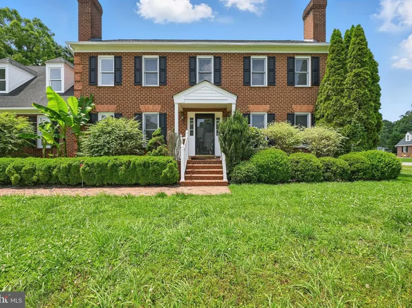 5800 Country Manor Way, North Chesterfield, VA 23234