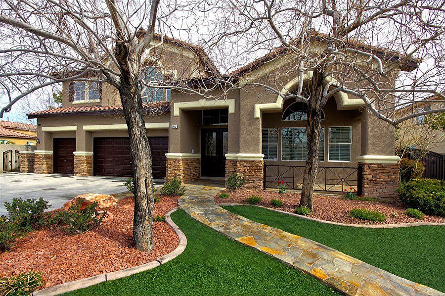 1st image of 2912 Crown Bluffs Ct