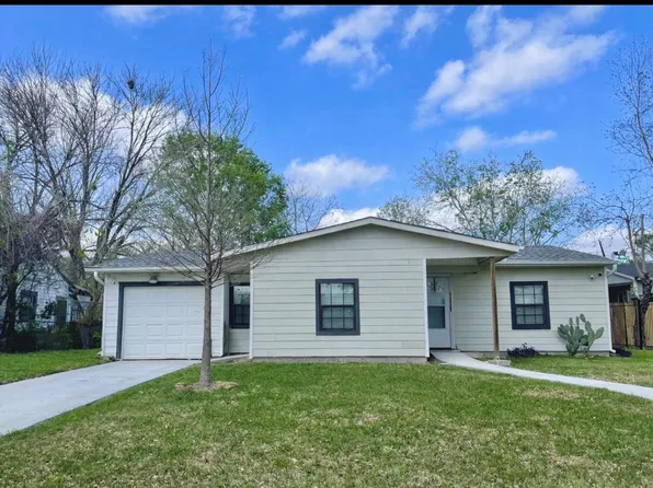 7435 Briefway St, Houston, TX 77087