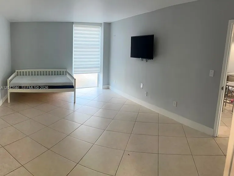 2350 NE 135th St #209 — Photo 16
